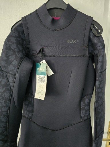 Zdjęcie oferty: Pianka ROXY Swell Series 4/3 mm czarna 12 M L