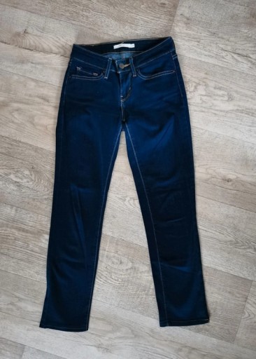 Zdjęcie oferty: Levi's 712 spodnie jeansy slim W24 L32