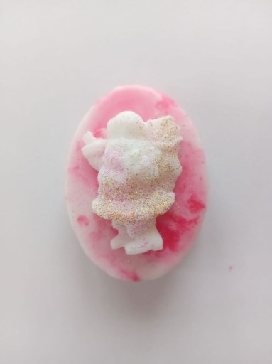 Zdjęcie oferty: Mydło glicerynowe Mikołajek biały owal.Waga 80 .g