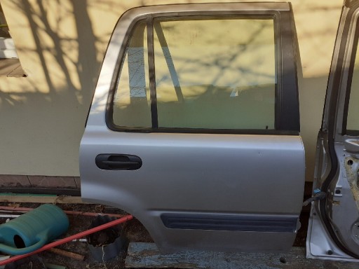 Zdjęcie oferty: Honda CRV I drzwi tylne prawe