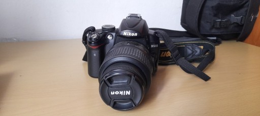 Zdjęcie oferty: aparat lustrzanka Nikon D5000 z obiektywem