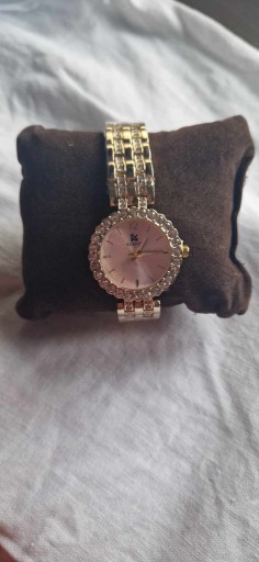 Zdjęcie oferty: Pozłacany elegancki zegarek
