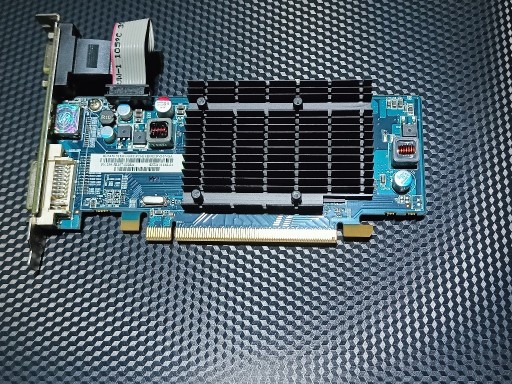 Zdjęcie oferty: Radeon HD5450 512M DDR2 PCI-E HDMI/DVI-I/VGA