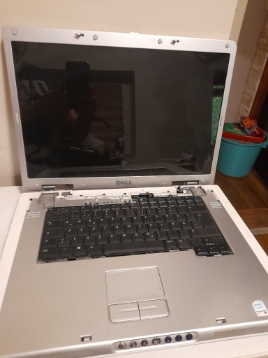 Zdjęcie oferty: Laptop dell do naprawy 