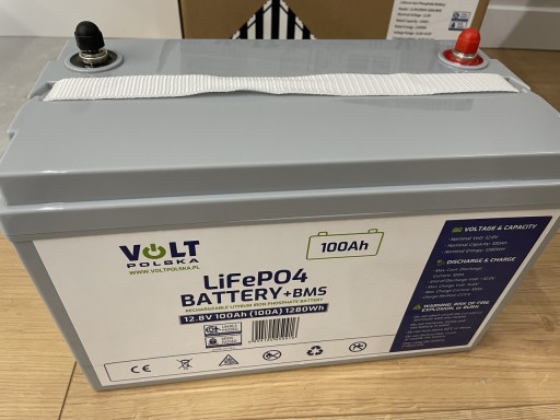 Zdjęcie oferty: VOLT AKUMULATOR LiFePO4 12,8V 100Ah 100A - OKAZJA!