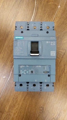 Zdjęcie oferty: Wyłącznik Siemens 3VA2440-5MN32-0AA0 160A - 400A 55kA