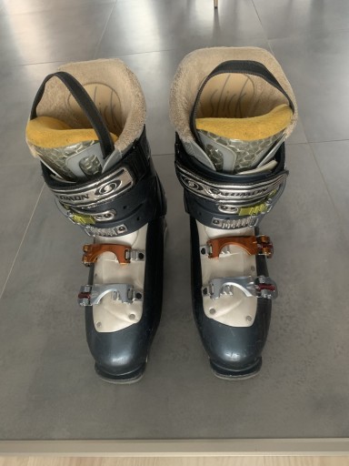 Zdjęcie oferty: Damskie buty narciarskie Salomon