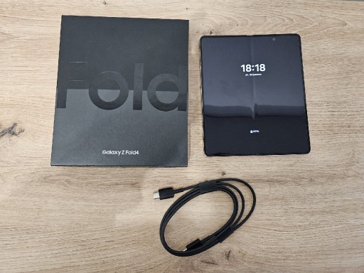 Zdjęcie oferty: Samsung Galaxy Z Fold4 512GB - Gwarancja 