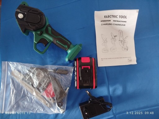 Zdjęcie oferty: Piła łańcuchowa, akumulatorowa