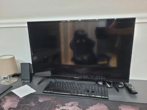 Zdjęcie oferty: Telewizor monitor kruger&matz 32"