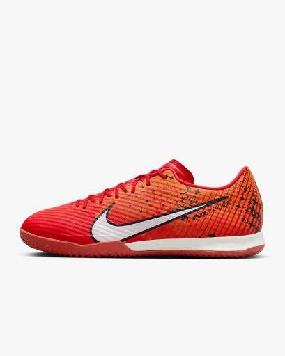 Zdjęcie oferty: Buty piłkarskie, halówki Nike Mercurial roz. 42