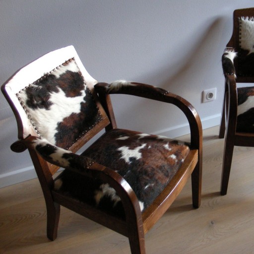 Zdjęcie oferty: Fotele dębowe w skórze cielęcej XIX wiek