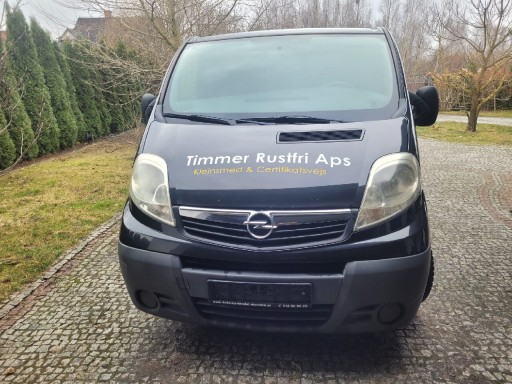 Zdjęcie oferty: Zderzak przedni renault Vivaro A polift 