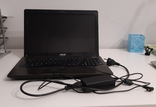 Zdjęcie oferty: Laptop Asus K52J 8GB/256GB SSD/2x2.0GHz/nVidia