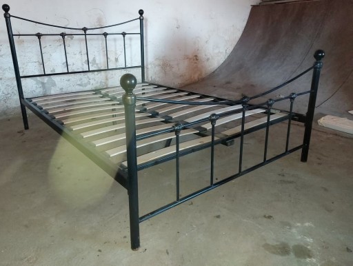 Zdjęcie oferty: Łóżko metalowe czarne WYPRZEDAŻ!