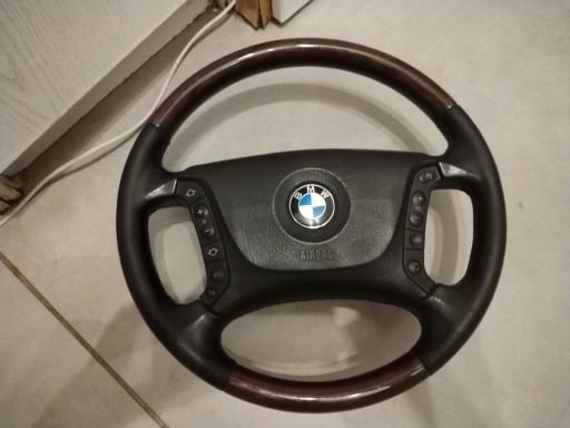 Zdjęcie oferty: Kierownica BMW E39 w drewnie 