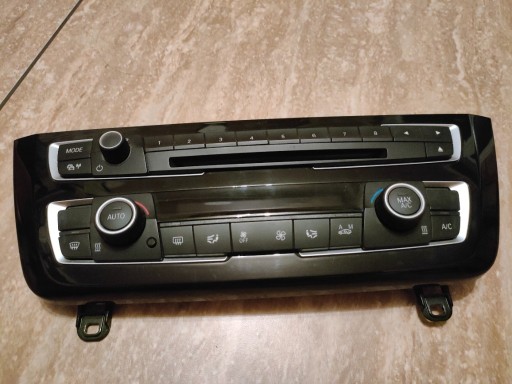 Zdjęcie oferty: Panel klimatyzacji radio BMW f30 lift lci