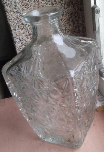 Zdjęcie oferty: Karawka 0,75l szklana made in china 