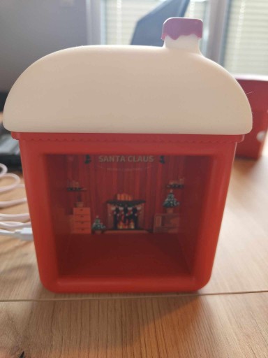 Zdjęcie oferty: Lampka Snow House