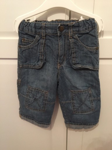 Zdjęcie oferty: H&M spodnie jeans 9-12 msc 80 cm cena 8 zł