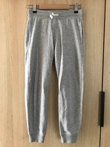 Zdjęcie oferty: Szare Spodnie Dresowe Dresy H&M 140-152 cm 7 lat +