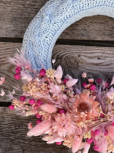 Zdjęcie oferty: Dla Mamy wianek z suszonymi kwiatami Dzień Matki