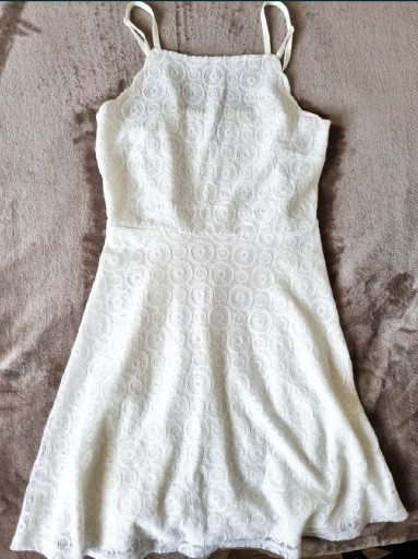 Zdjęcie oferty: Biała koronkowa sukienka HM