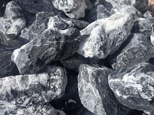 Zdjęcie oferty: Kamień biało-czarny bryła Venato Skała Oświęcim