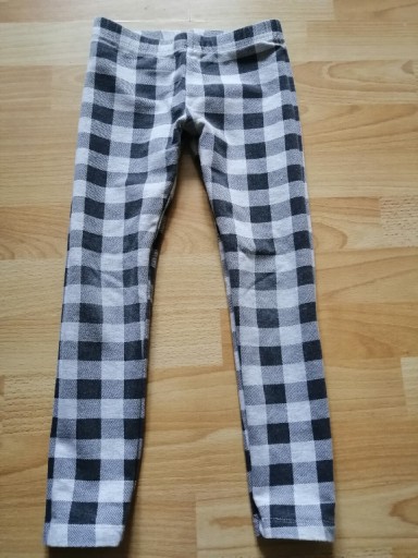 Zdjęcie oferty: Ocieplane legginsy 122 kratka