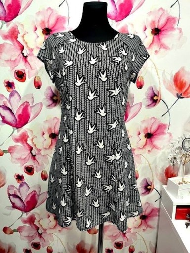 Zdjęcie oferty: h&m sukienka ciekawy wzór ptaki jak nowa roz.38
