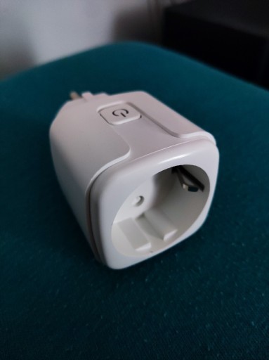 Zdjęcie oferty: Gniazdko wifi 16A, USZKODZONE, problem z rozłączaniem
