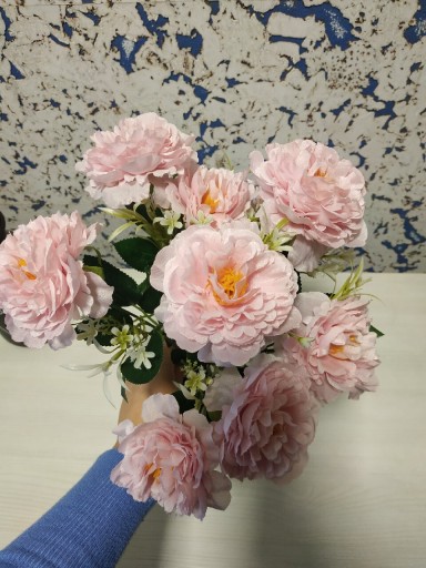 Zdjęcie oferty: Bukiet sztucznych kwiatów różowy 