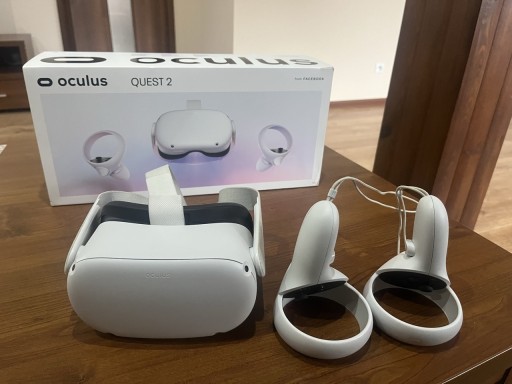 Zdjęcie oferty: Meta Quest 2 128 GB + Assassin’s Creed Nexus + długi kabel