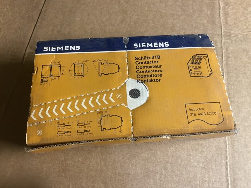 Zdjęcie oferty: Stycznik Siemens 3BT42 17-OAF0 110V