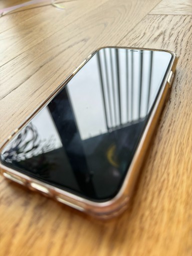 Zdjęcie oferty: Apple Iphone 11 64GB Biały etui Magnetic szkło Wwa