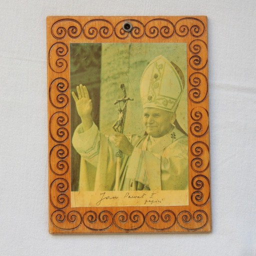 Zdjęcie oferty: Jan Paweł II 2 Papież obrazek w drewnie Retro