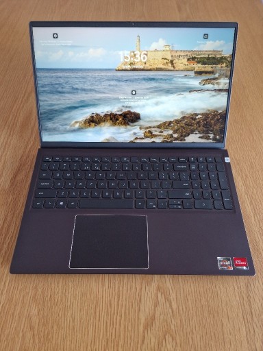 Zdjęcie oferty: Laptop Dell Vostro 5515 na gwarancji