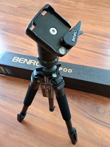 Zdjęcie oferty: Statyw  Benro Tripod A-250EX do aparatu fotograficznego 