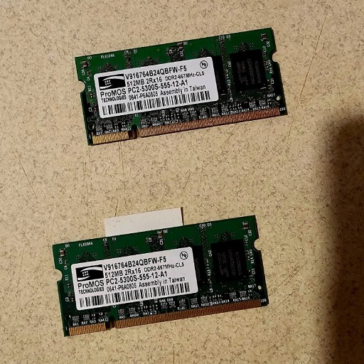 Zdjęcie oferty: Kość RAM 512 MB DDR2 PC2-5300S 667MHz Taiwan