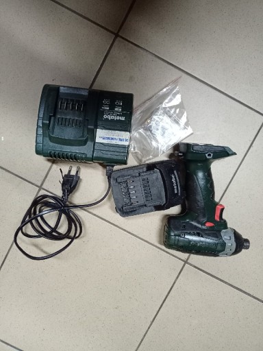 Wkrętarka metabo 18 ltx zestaw ładowarka bateria | Biłgoraj | Licytacja ...