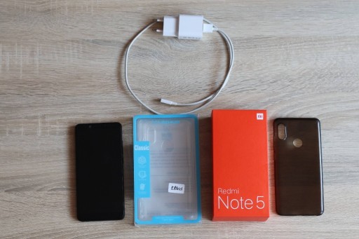 Zdjęcie oferty: Smartfon Xiaomi Redmi Note 5 4/64 GB