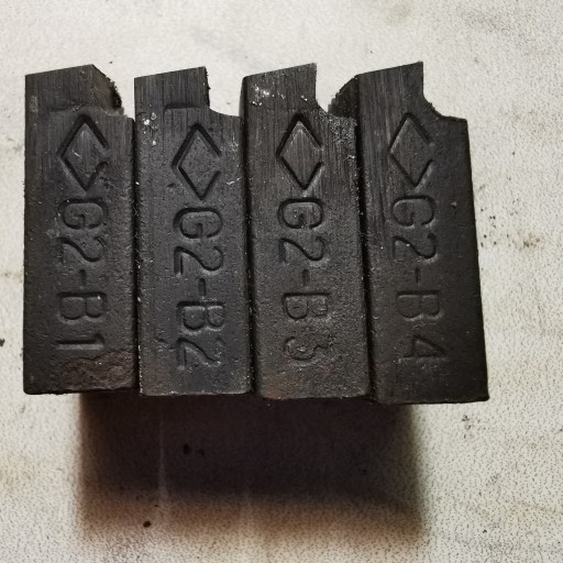 Zdjęcie oferty: Nożyki narzynki do gwintownicy PRL 2"cala Głowic Gwintujących