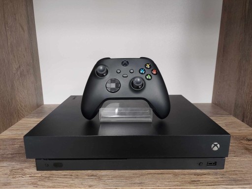 Zdjęcie oferty: Konsola stacjonarna Xbox One X 1TB HDD 1787 czarna