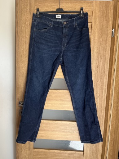 Zdjęcie oferty: Granatowe spodnie męskie jeansy wrangler 38/32