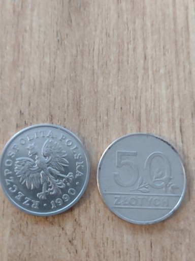 Zdjęcie oferty: monety  50  zł  z  1990  roku
