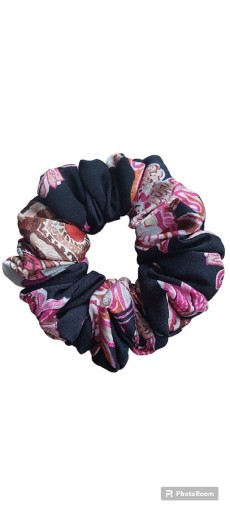 Zdjęcie oferty: Gumki do włosów scrunchie M