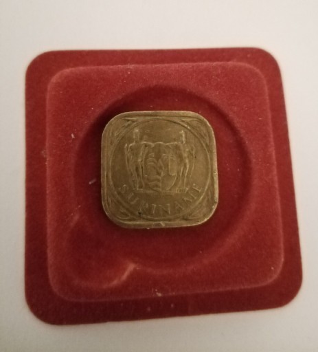 Zdjęcie oferty: Moneta 5 centów Surinam z 1962 roku