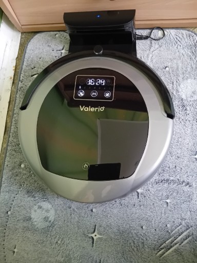 Zdjęcie oferty: ROBOT ODKURZAJĄCY VALERIO z FUNKCJĄ MOPOWANIA 2-w-1, CZARNY 