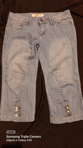Zdjęcie oferty: Spodnie jeansowe 30