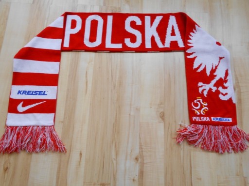 Zdjęcie oferty: Szalik reprezentacji Polski Z logo znanej marki